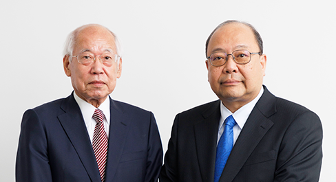 代表取締役会長　鈴木幸一、代表取締役社長　勝栄二郎